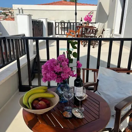 Luca's Chalki Town