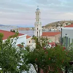 Appartement Luca's Chalki Town