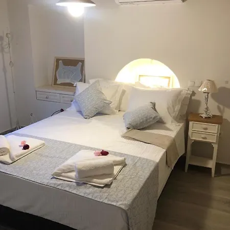 Luca's Lägenhet Chalki Town