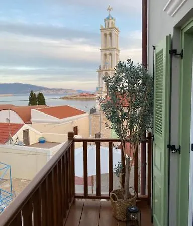 Lägenhet Luca's Chalki Town