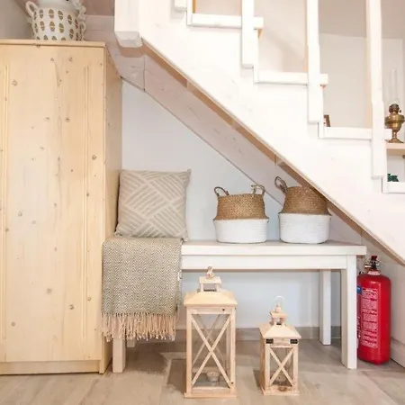 Luca's Lägenhet Chalki Town