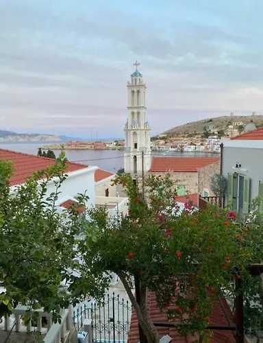 شقة Luca's Chalki Town