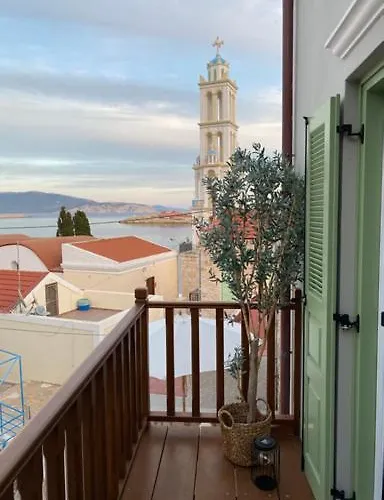 شقة Luca's Chalki Town