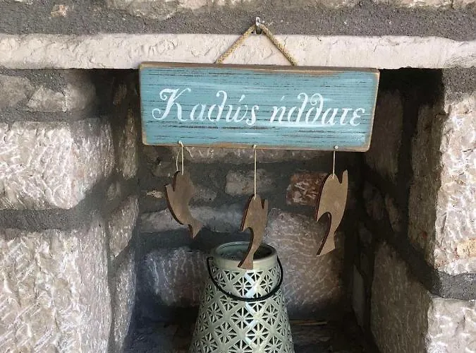 Luca's * Chalki Town