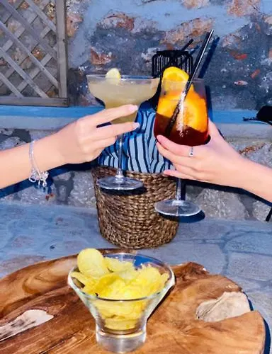 Luca's شقة Chalki Town