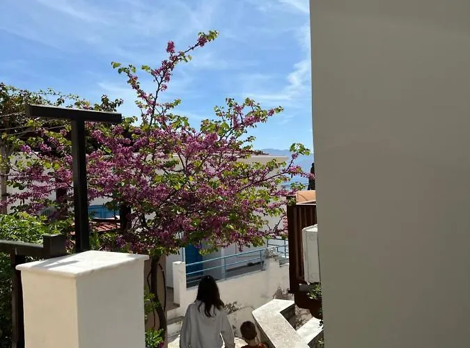 شقة Luca's Chalki Town