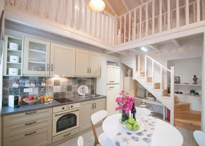 Luca's شقة Chalki Town